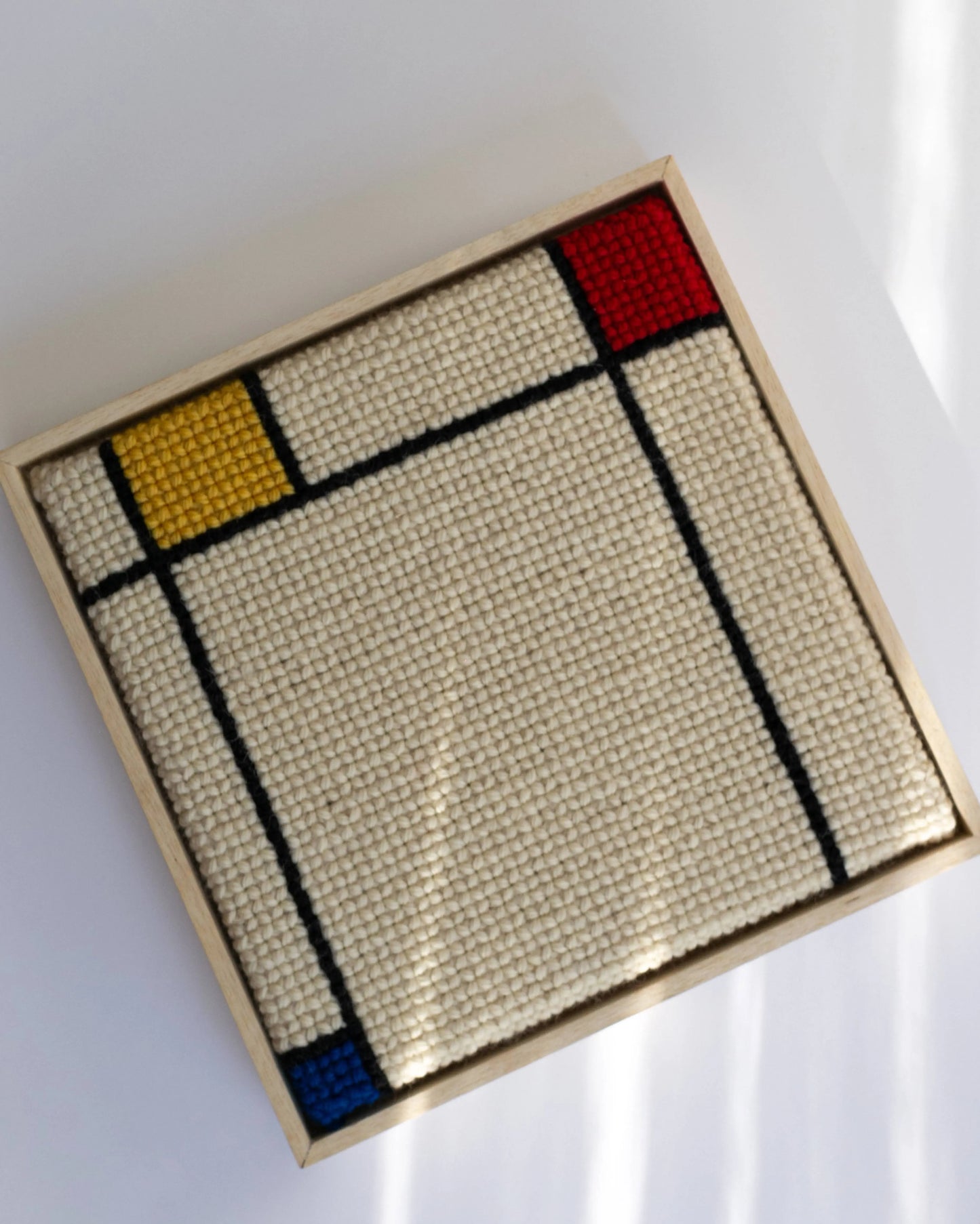 Cores primárias de Mondrian Luiza Schmidt